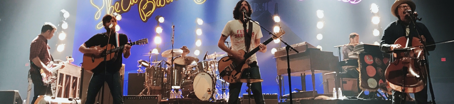 אירוע עם כותרת בינונית